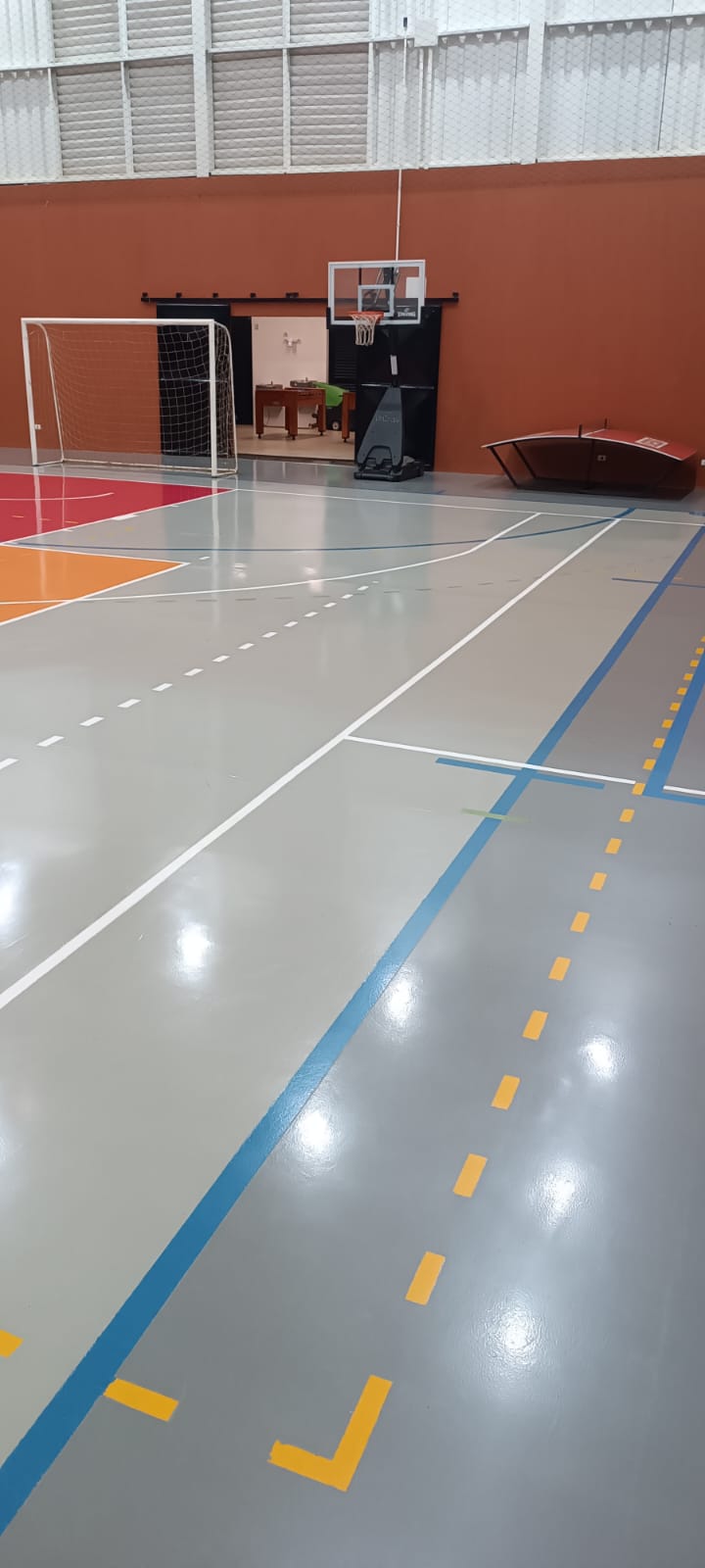 Limpeza e tratamento de pisos